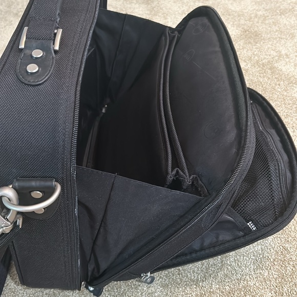 Dell Laptop Computer Case - Picture 16 of 16